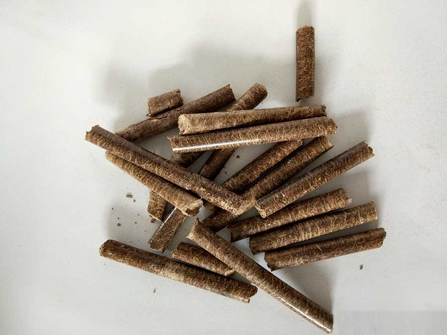 生物質顆粒機,木屑顆粒機,鋸末顆粒機,燃料顆粒機,生物質造粒機廠家,顆粒灶,粉碎機,烘干機,新能源燃料,包裝機,顆粒燃料,生物質能源,生物質顆粒機生產(chǎn)廠家